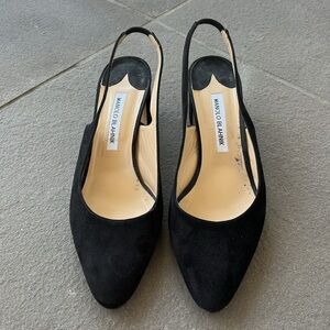 Manolo Blahnik slingback suede heel in black (size 39)